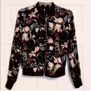 NEW IZ Byer Floral Zip-Up Jacket Cover Up